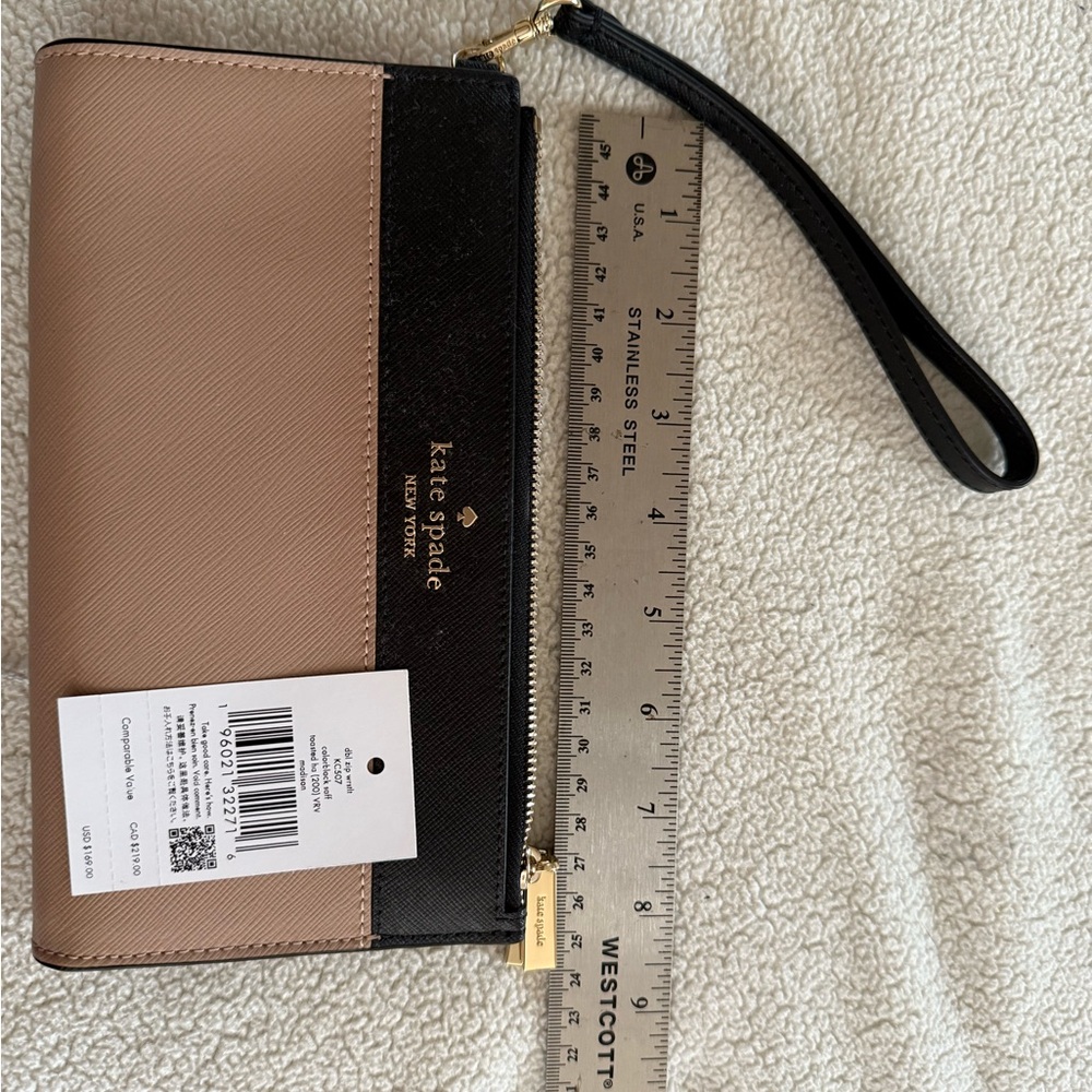 Kate Spade Elegant Black and Tan Pouch